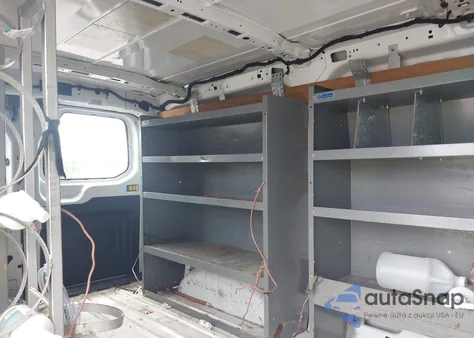 2016 Ford Transit-250 z USA, uszkodzony, nr VIN 1FTYR1ZMXGKA58457